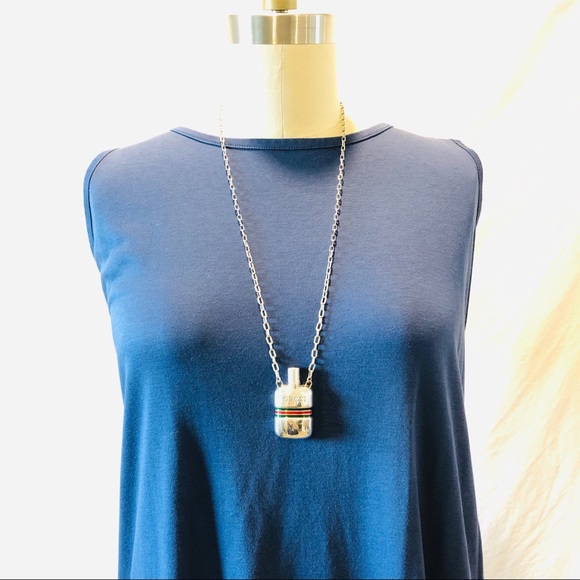 Authentic Gucci perfume holder pendant. - Picture 7 of 7